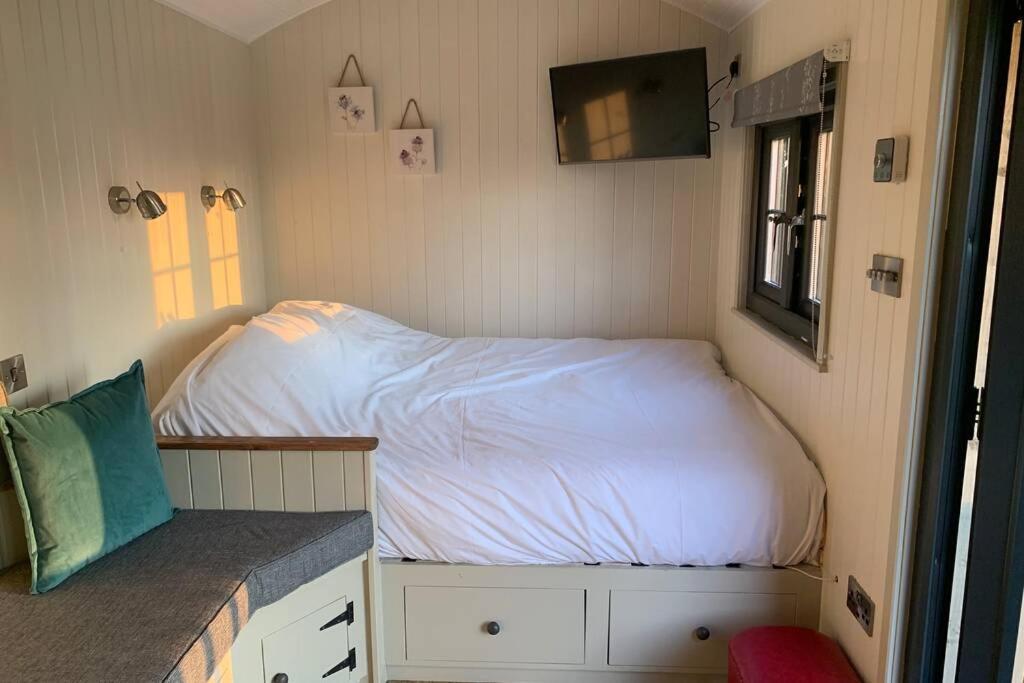 Lle Mary - Beautiful Views, Hot Tub, Secluded, Dog Welcome, Barmouth Llanddwywe ภายนอก รูปภาพ