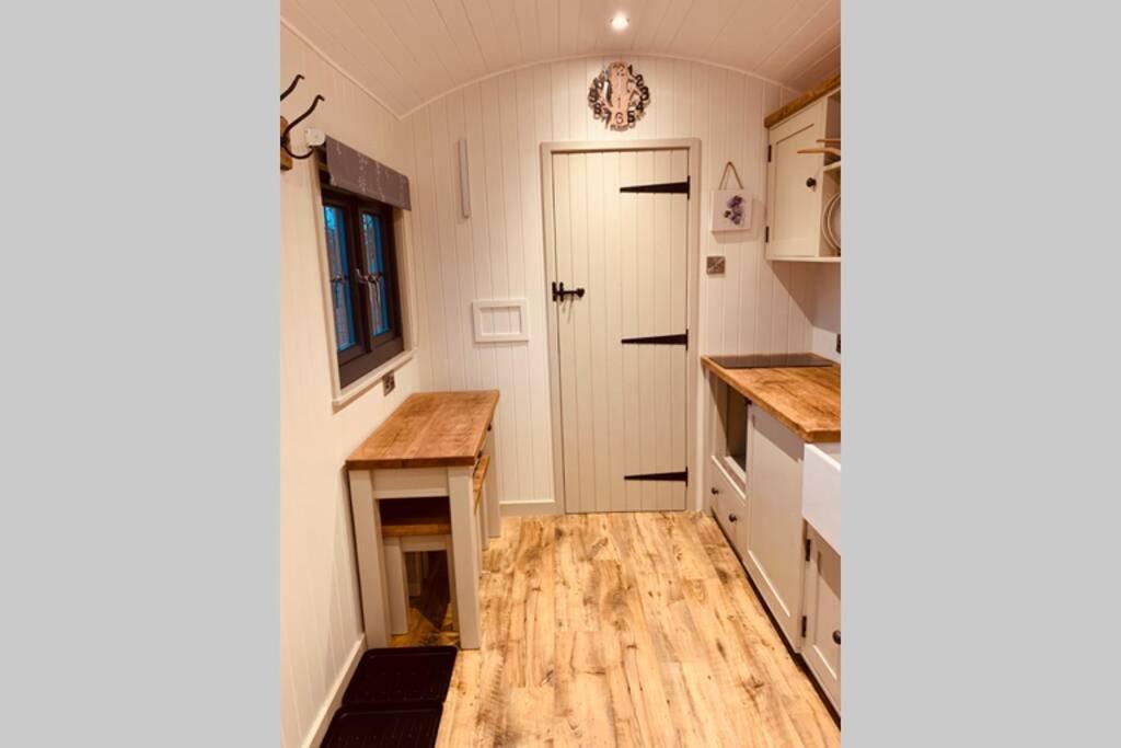 Lle Mary - Beautiful Views, Hot Tub, Secluded, Dog Welcome, Barmouth Llanddwywe ภายนอก รูปภาพ